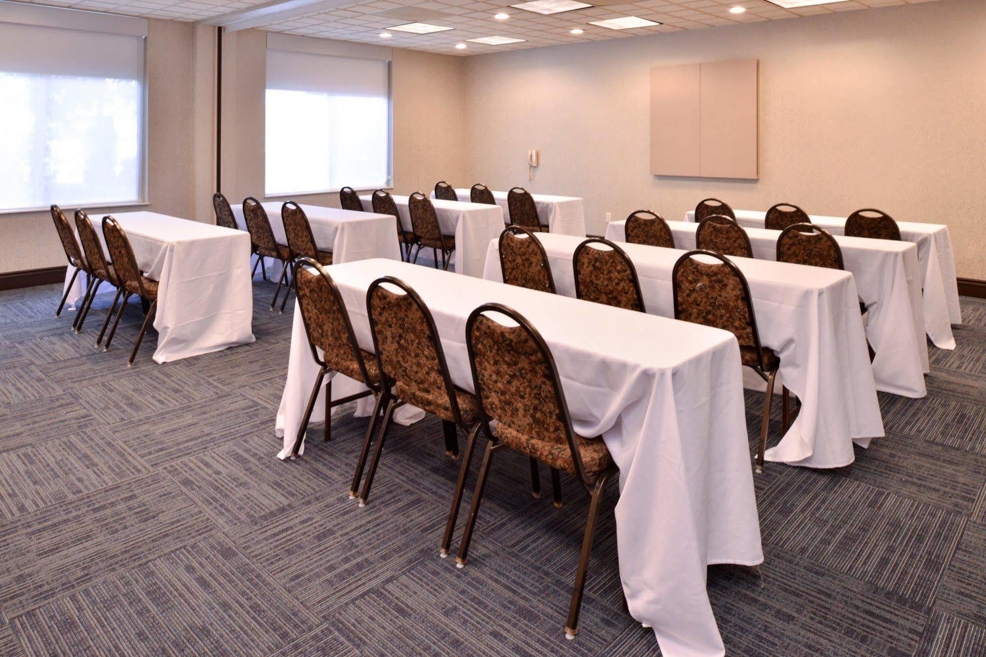 Holiday Inn Express Portland West/Hillsboro By Ihg Extérieur photo
